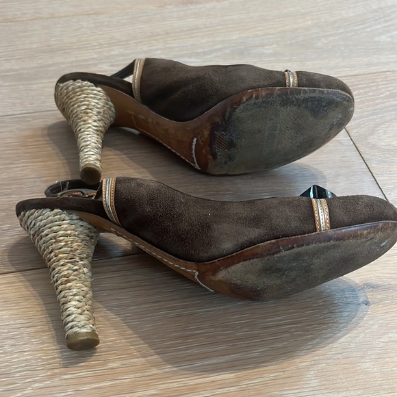 Brown heels - Picture 4 of 6